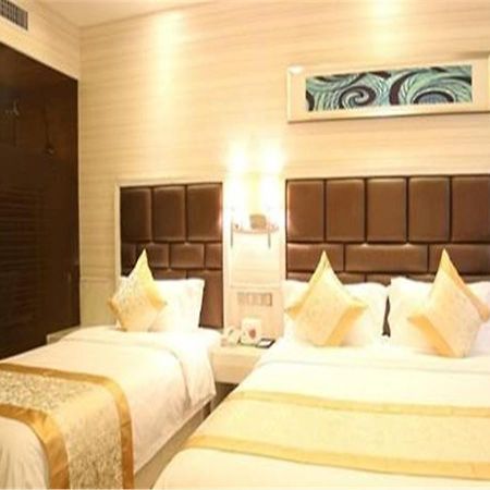 Days Inn Hotspring Xiamen Bagian luar foto