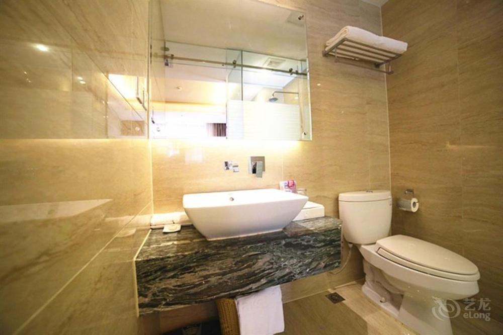 Days Inn Hotspring Xiamen Bagian luar foto