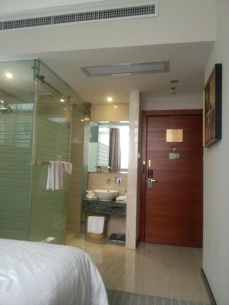 Days Inn Hotspring Xiamen Bagian luar foto