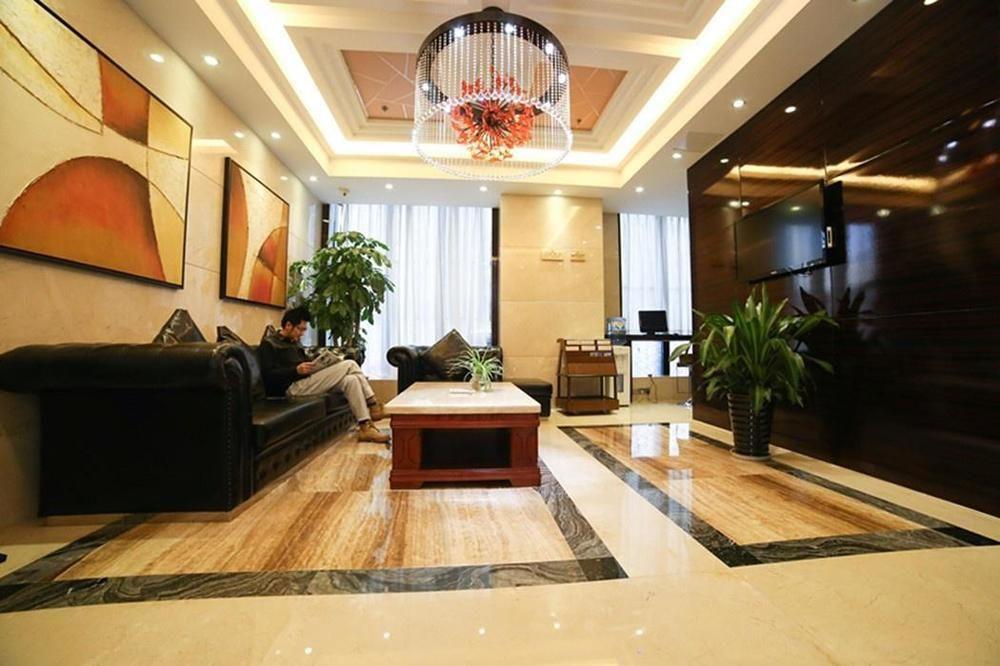 Days Inn Hotspring Xiamen Bagian luar foto