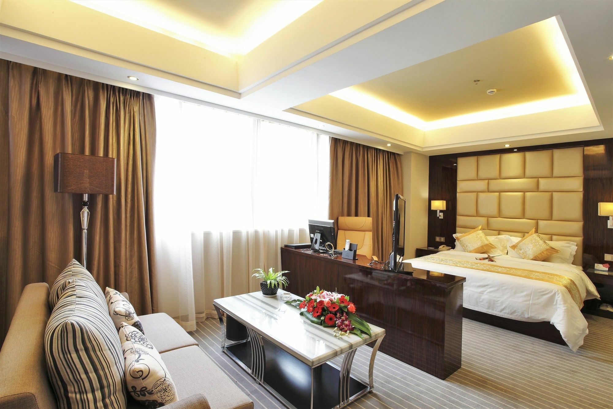 Days Inn Hotspring Xiamen Bagian luar foto